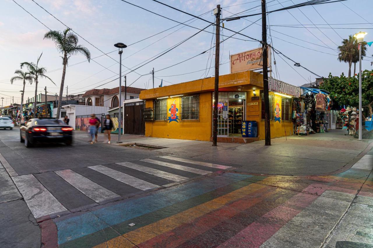 2 Br/ 1 Ba Home, Sleeps 10, 1 Min Walk To Rosarito Beach Exterior foto